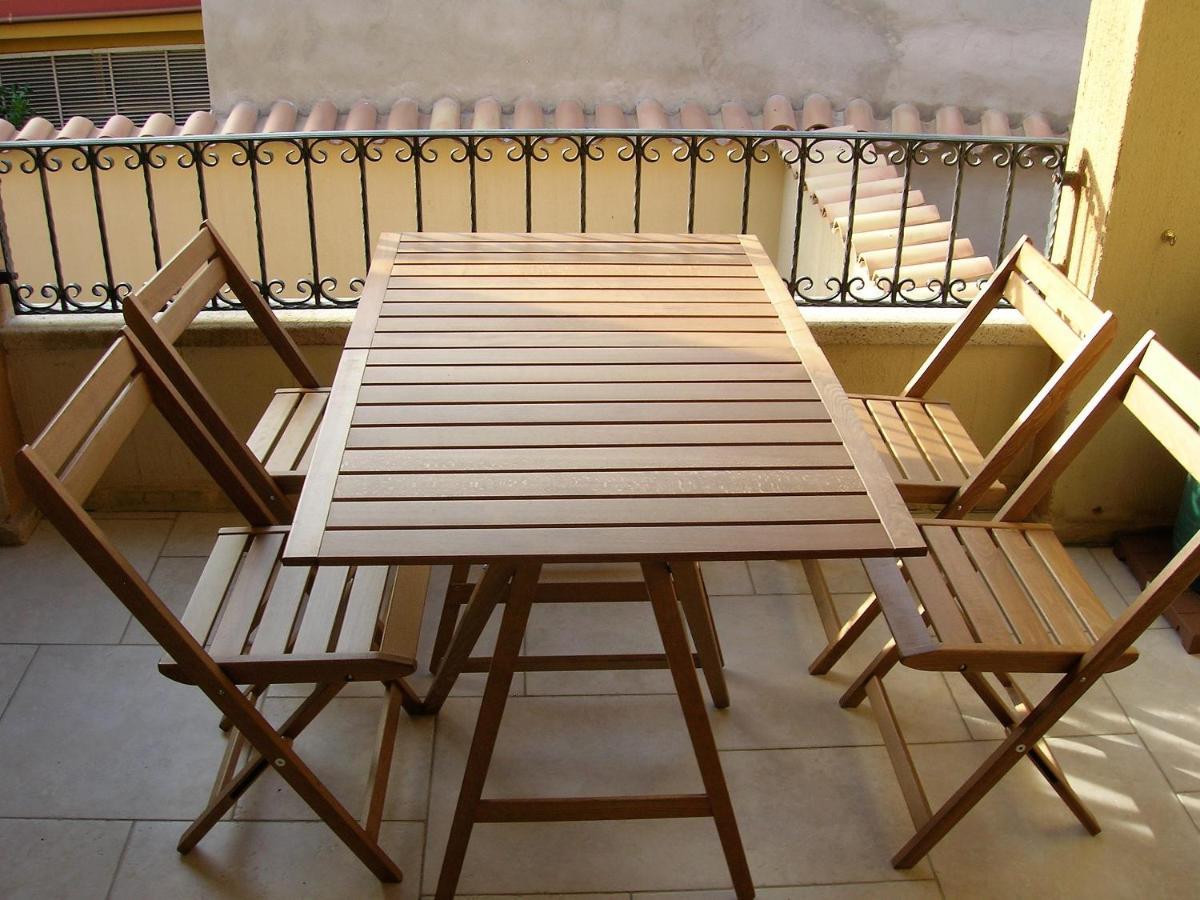 Appartamento Nel Cuore Di Villasimius 1 Piano Εξωτερικό φωτογραφία